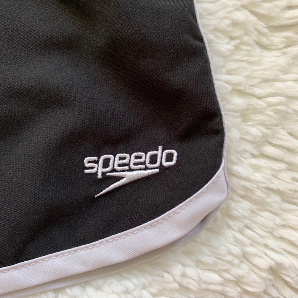 Girls speedo shorts - Picture 4 of 5